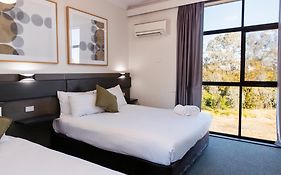 Prospect Hotel Motel